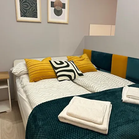 Solna - Comfort In Heart Of Апартаменты