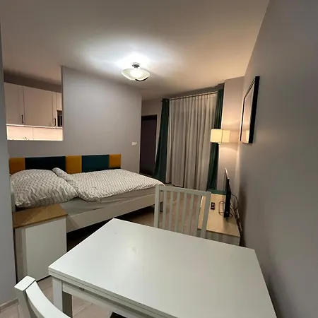Solna - Comfort In Heart Of Апартаменты
